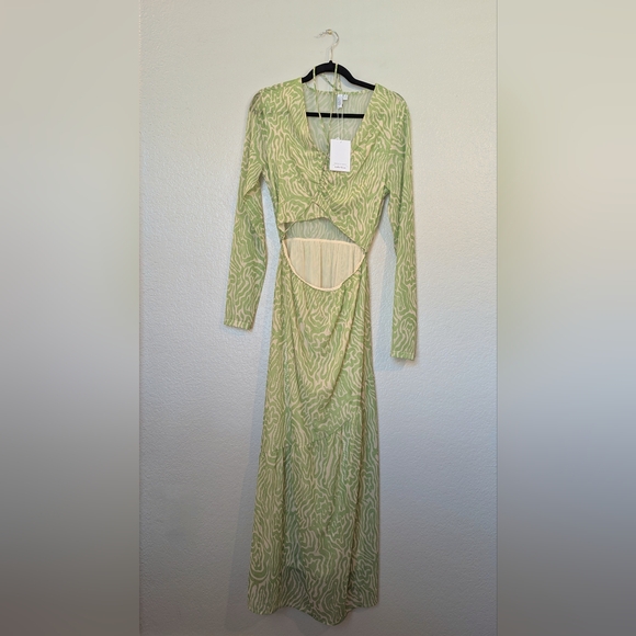 & Other Stories Lime Green Cutout Tiered Midi Dress – Perfect for Spring Events - Picture 4 of 4